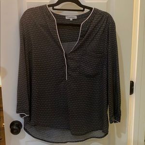 Large black and white top